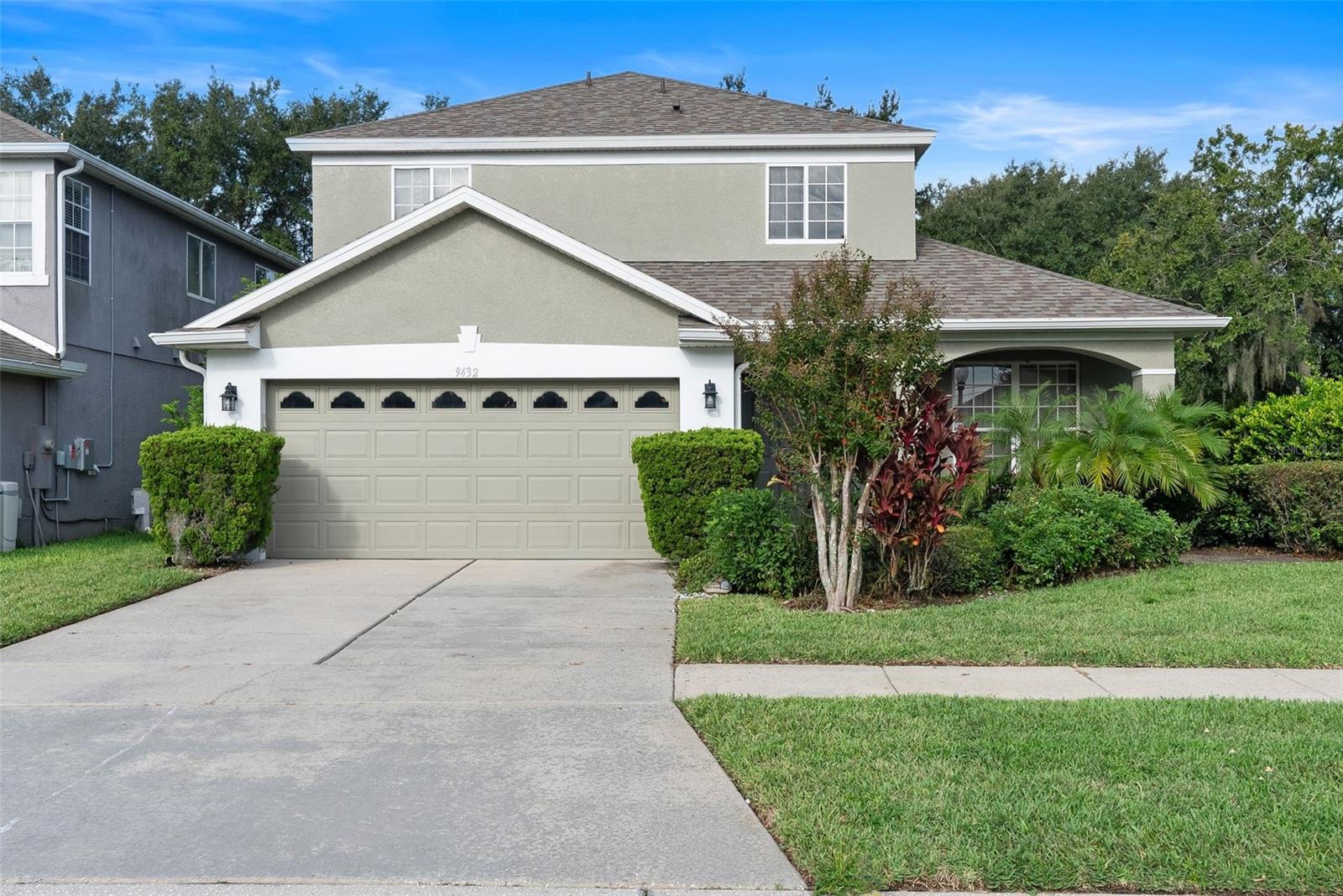Image 3 of 32 For 9432 Pecky Cypress Way