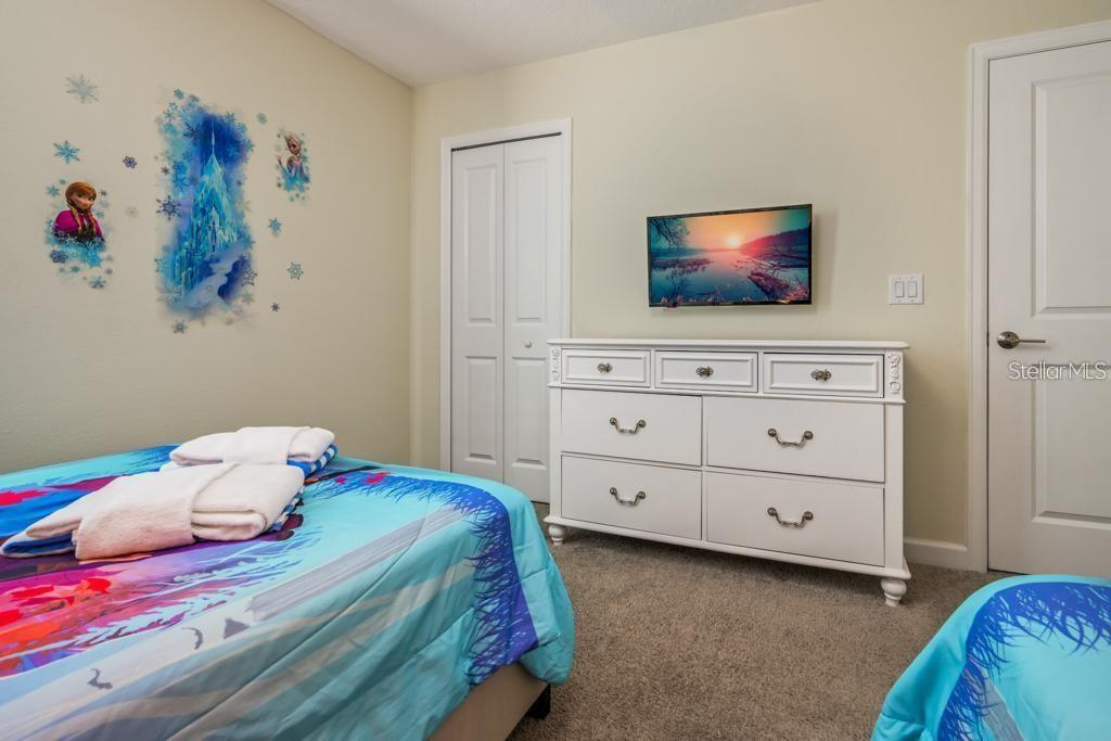 Image 15 of 53 For 4532 Target Boulevard