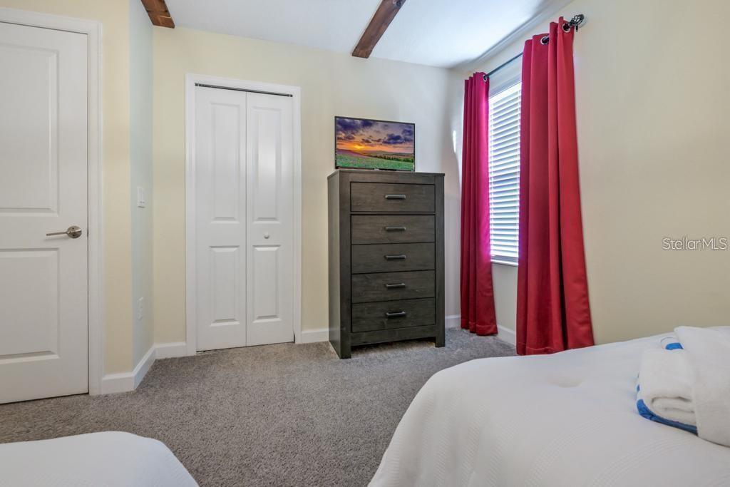 Image 20 of 53 For 4532 Target Boulevard