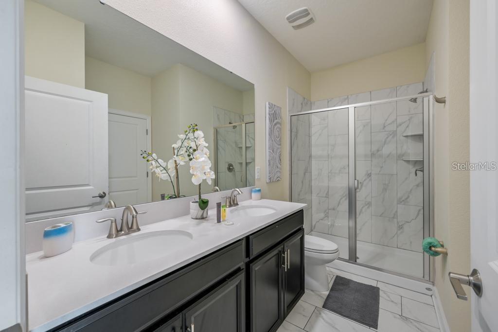 Image 41 of 53 For 4532 Target Boulevard