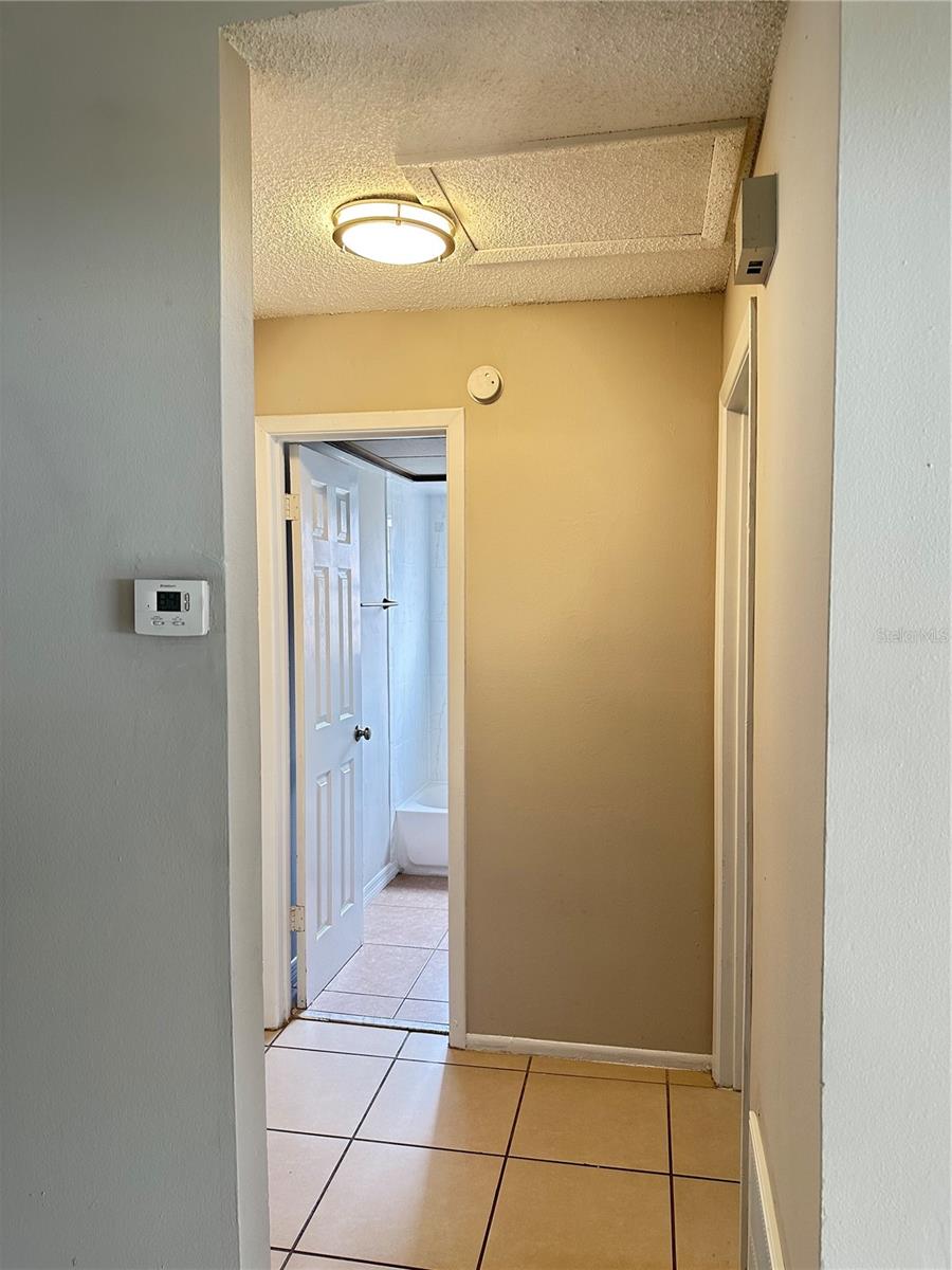 Image 10 of 21 For 2416 Alister Court