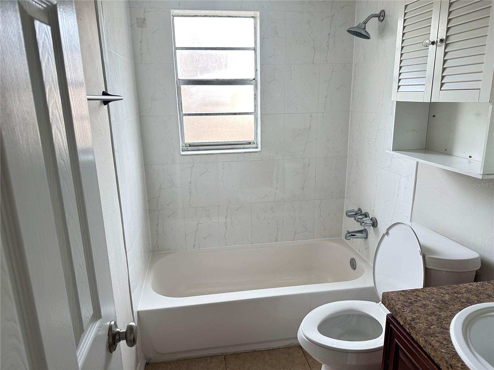 Image 15 of 21 For 2416 Alister Court