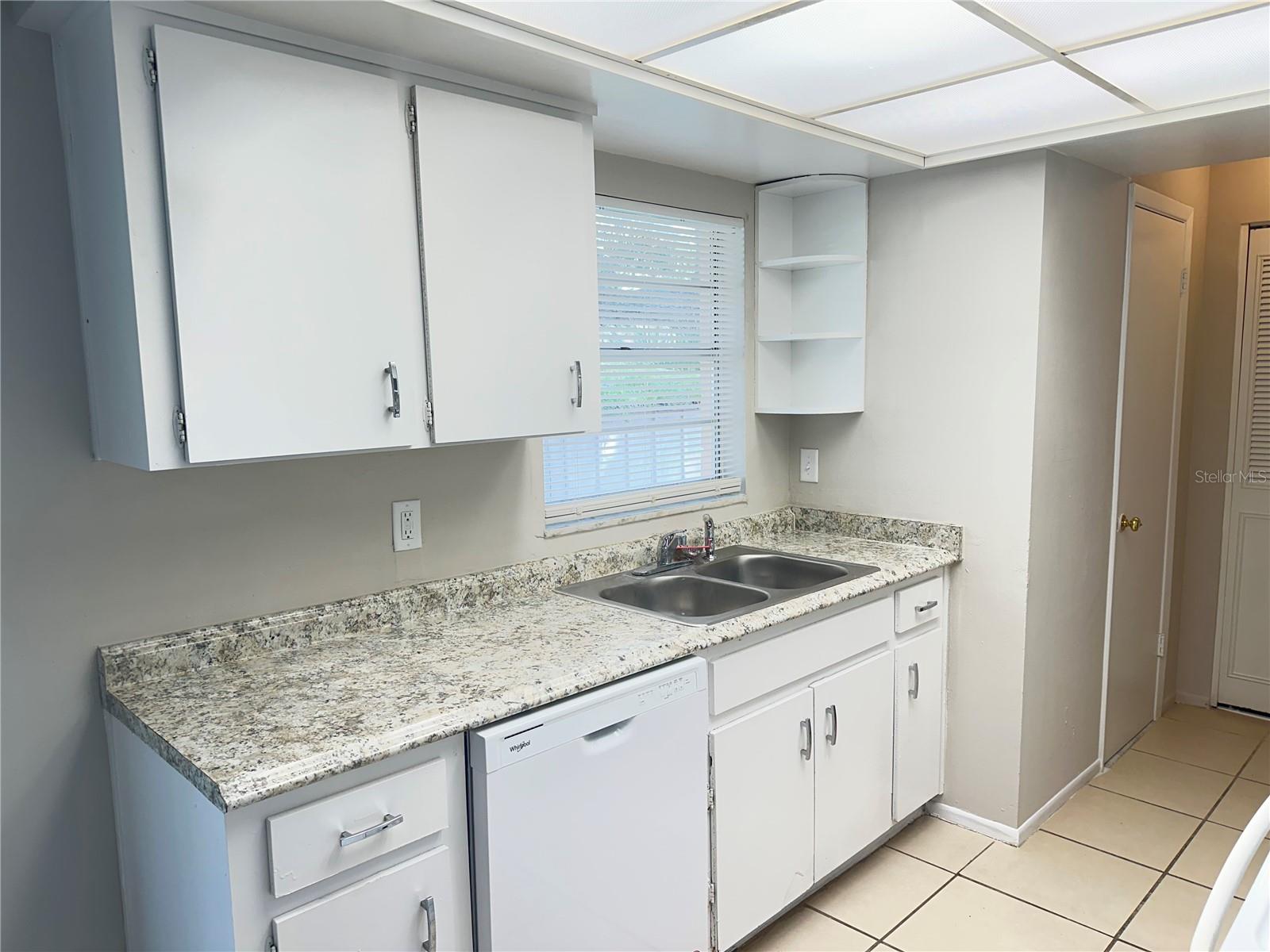 Image 19 of 21 For 2416 Alister Court
