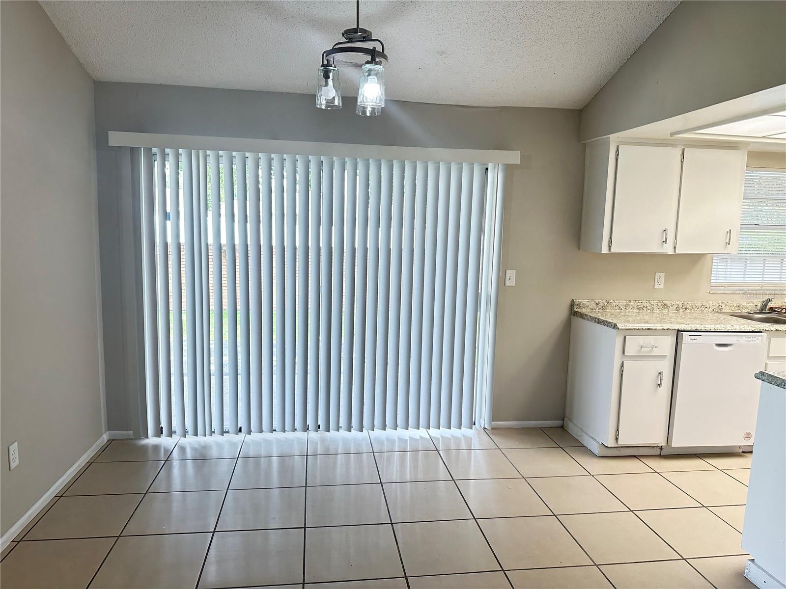 Image 3 of 21 For 2416 Alister Court