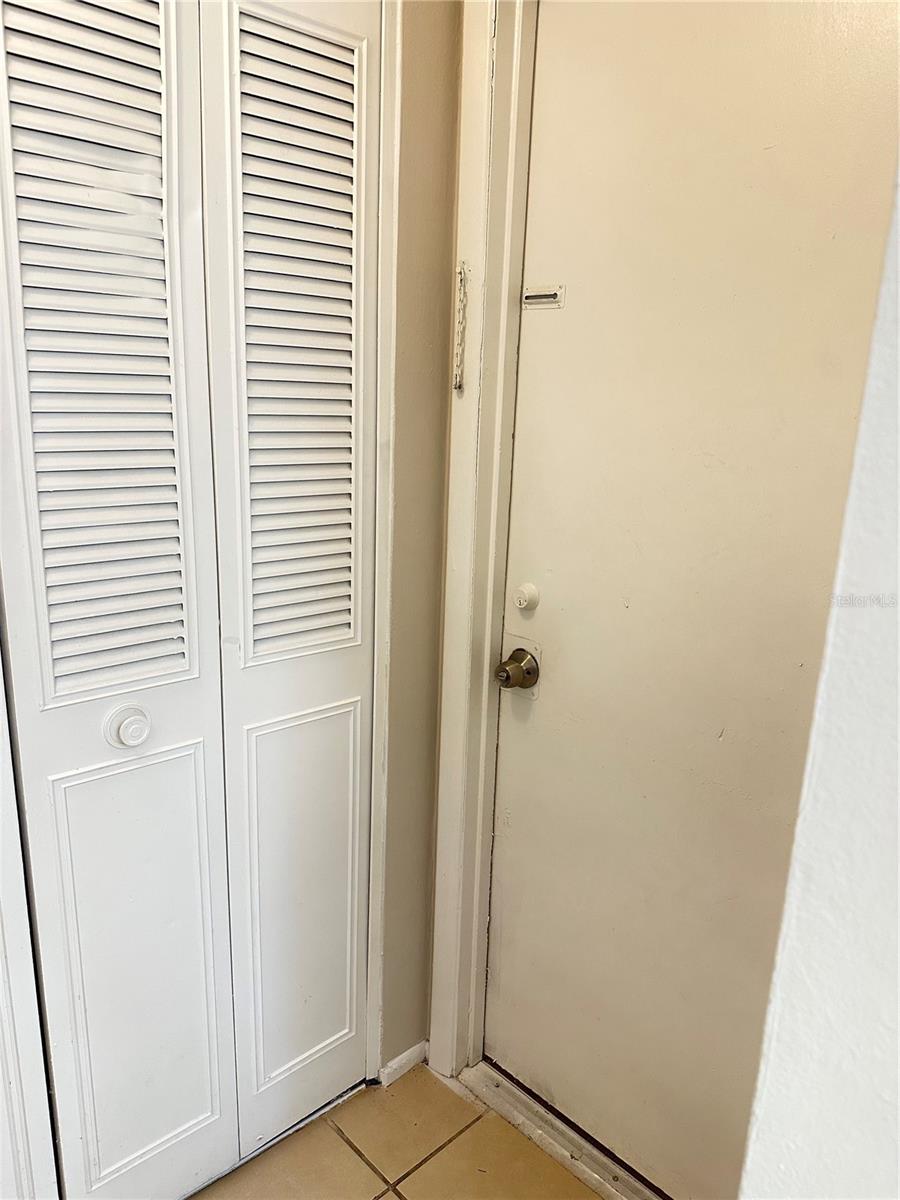 Image 8 of 21 For 2416 Alister Court