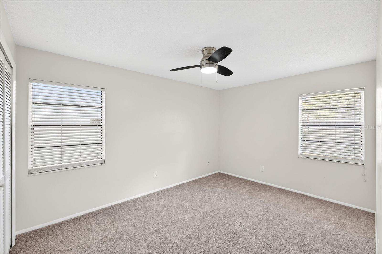 Image 19 of 33 For 1693 Canterbury Circle