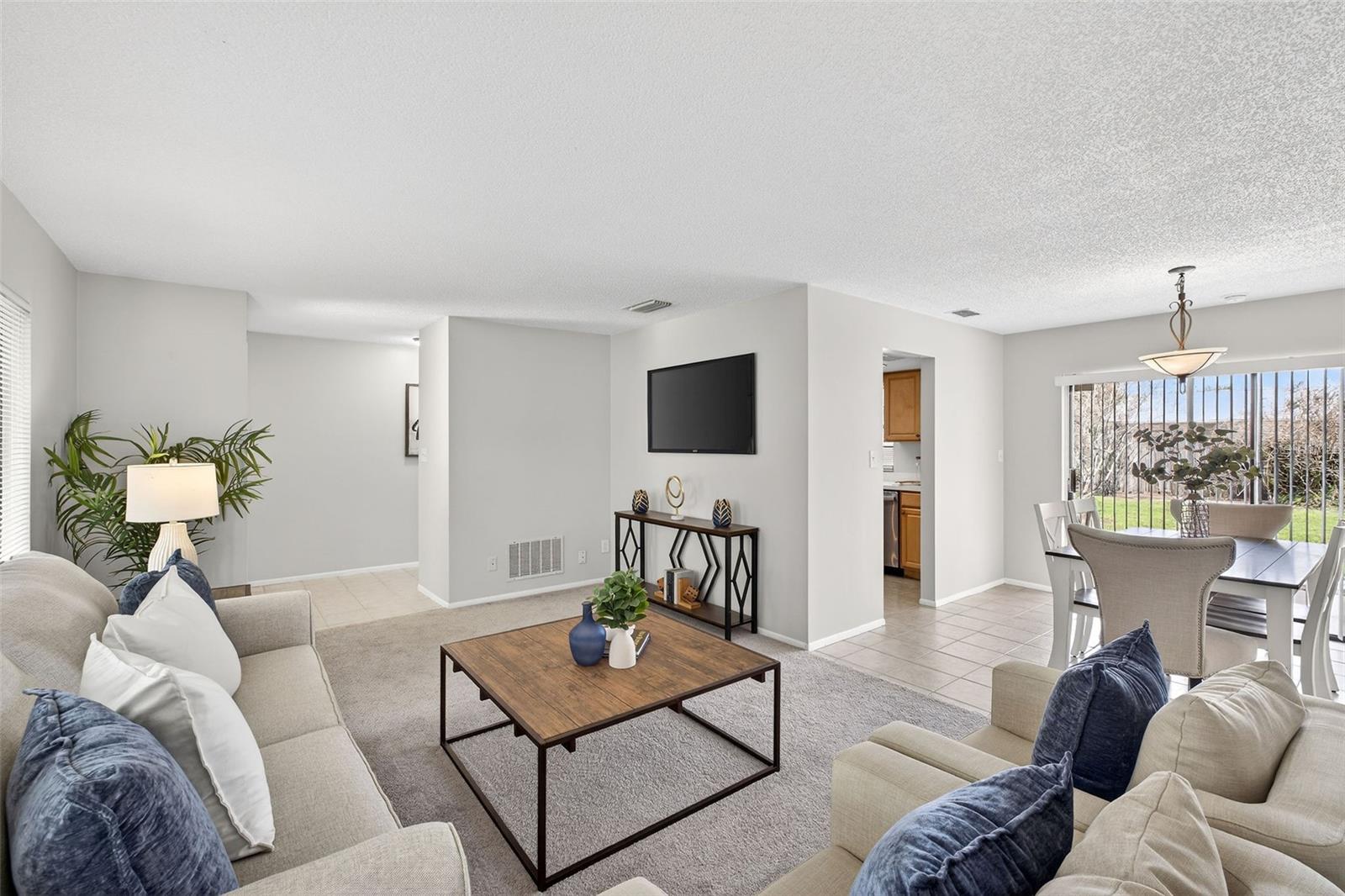 Image 3 of 33 For 1693 Canterbury Circle