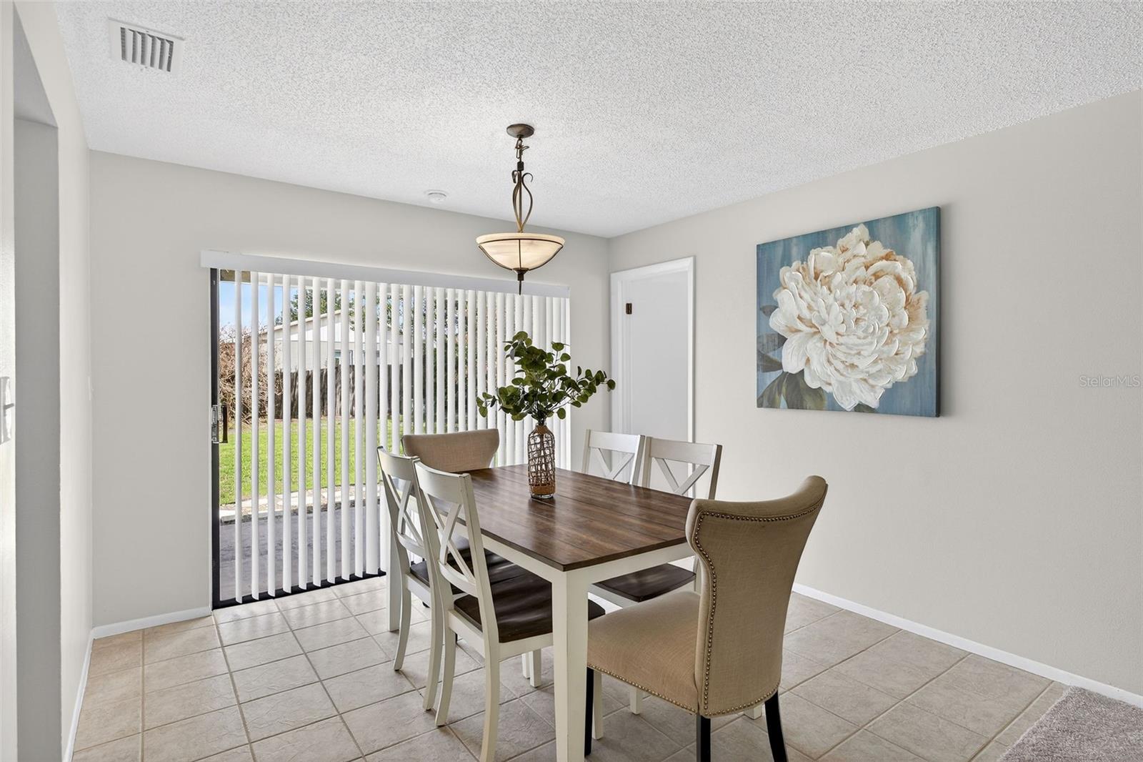 Image 31 of 33 For 1693 Canterbury Circle