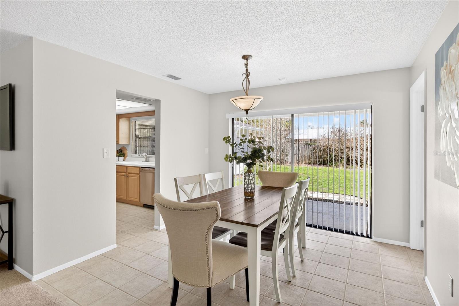 Image 6 of 33 For 1693 Canterbury Circle