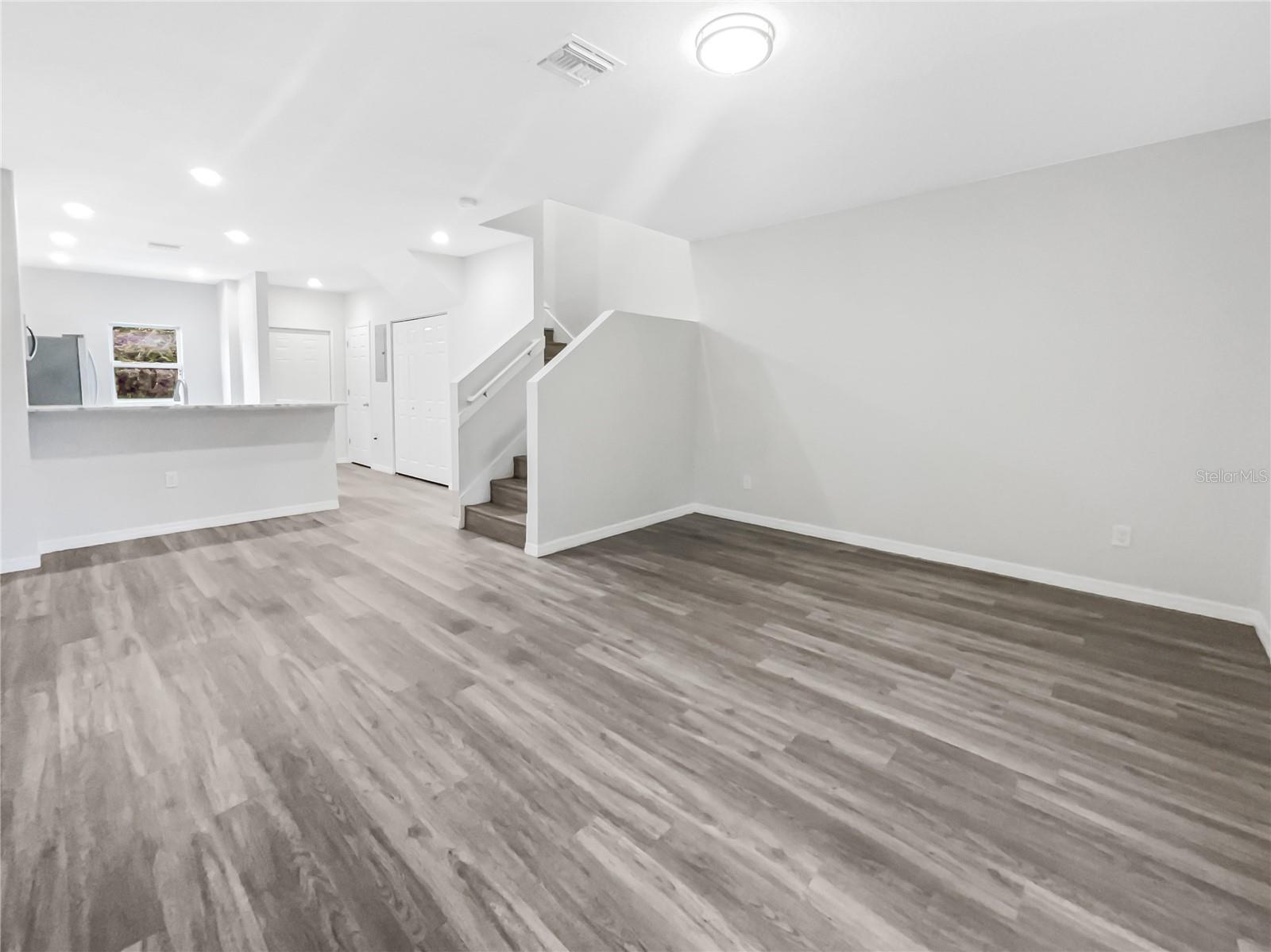 Image 3 of 20 For 4471 Har Paul Circle