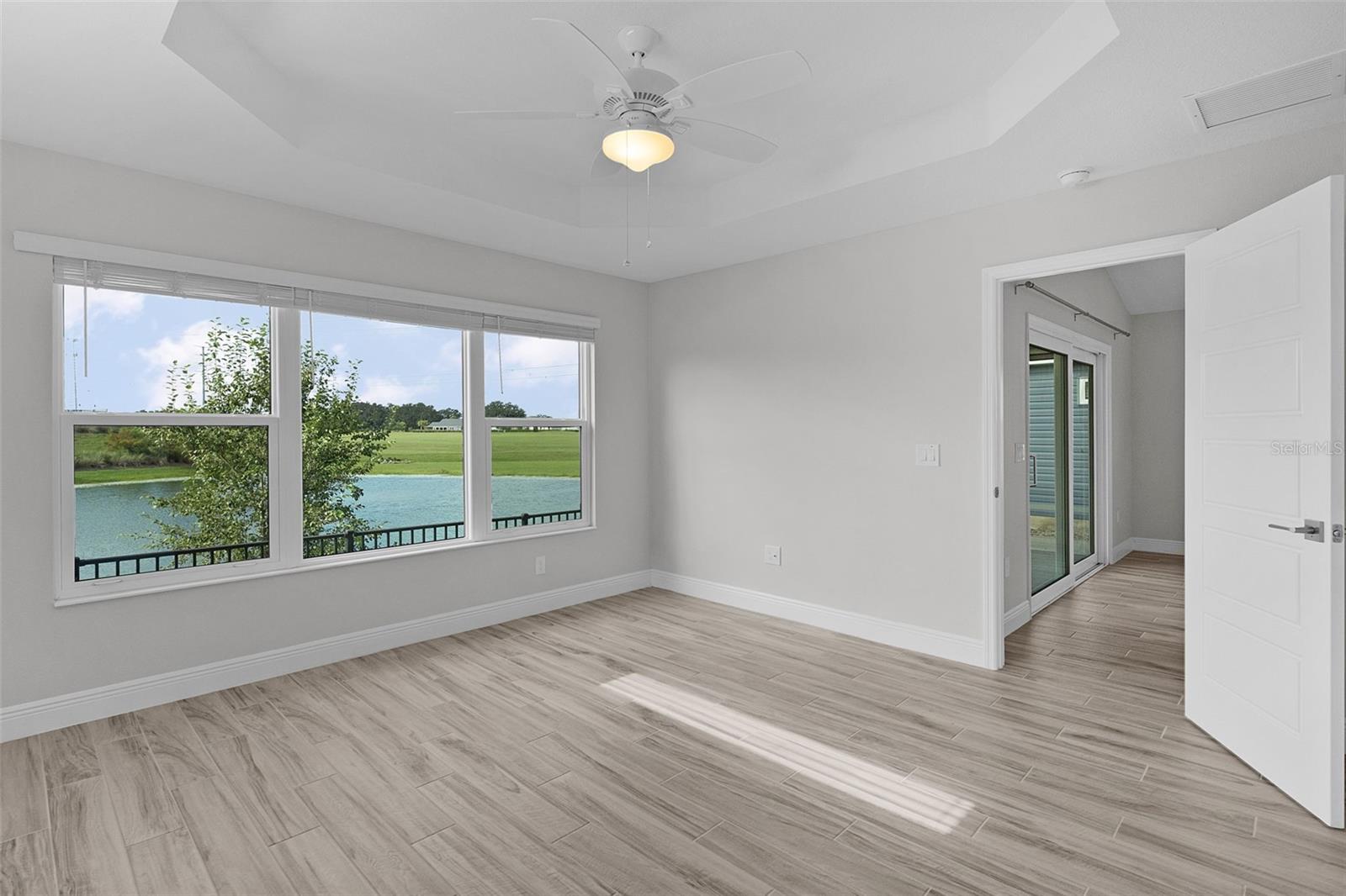 Image 12 of 39 For 6230 Dingman Way