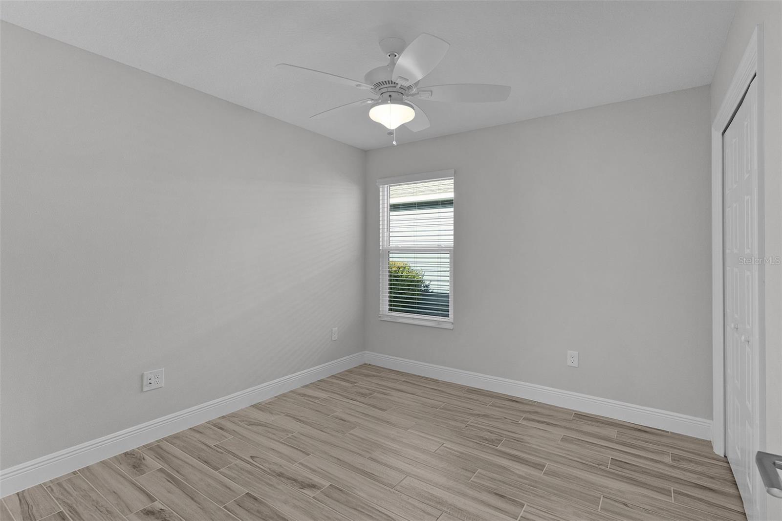 Image 22 of 39 For 6230 Dingman Way