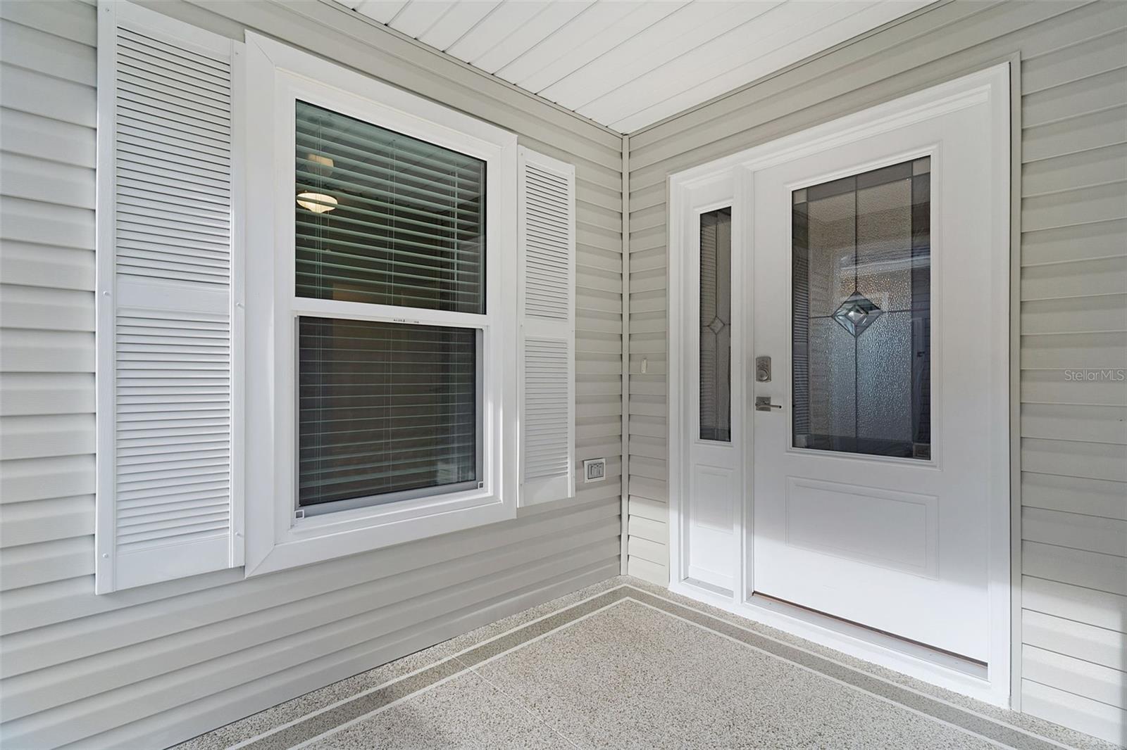 Image 4 of 39 For 6230 Dingman Way