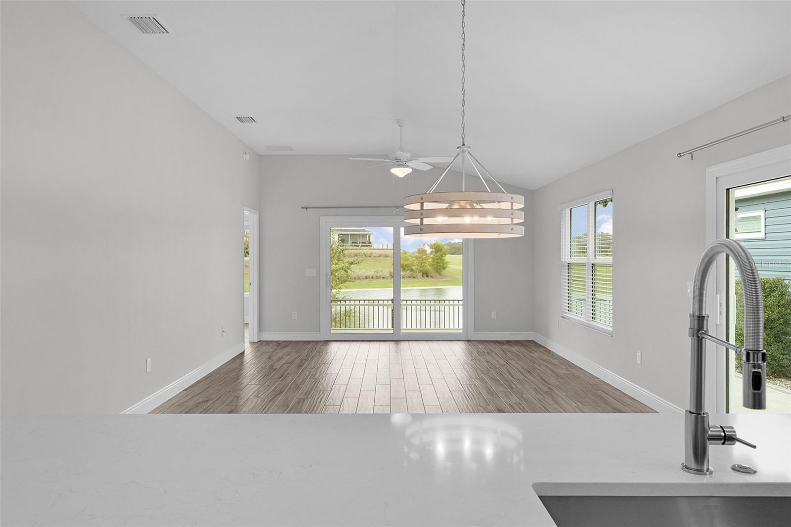 Image 8 of 39 For 6230 Dingman Way