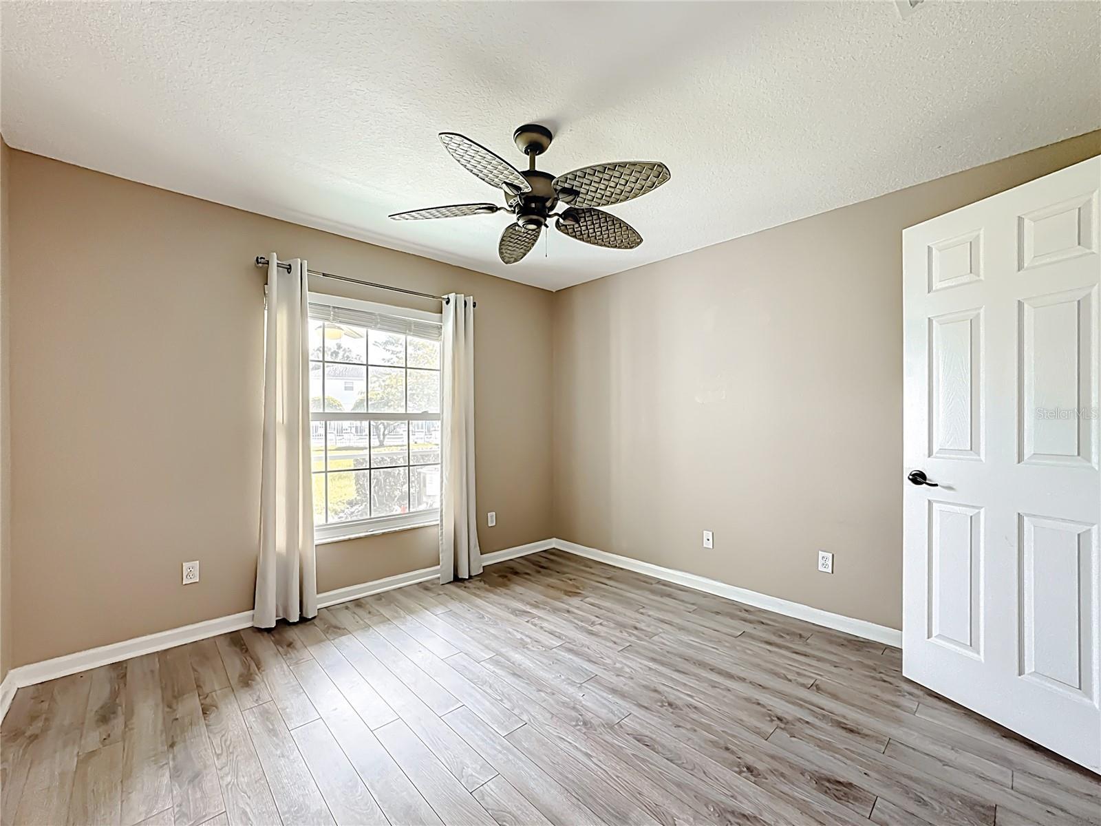 Image 36 of 71 For 3960 Southpointe Drive 515