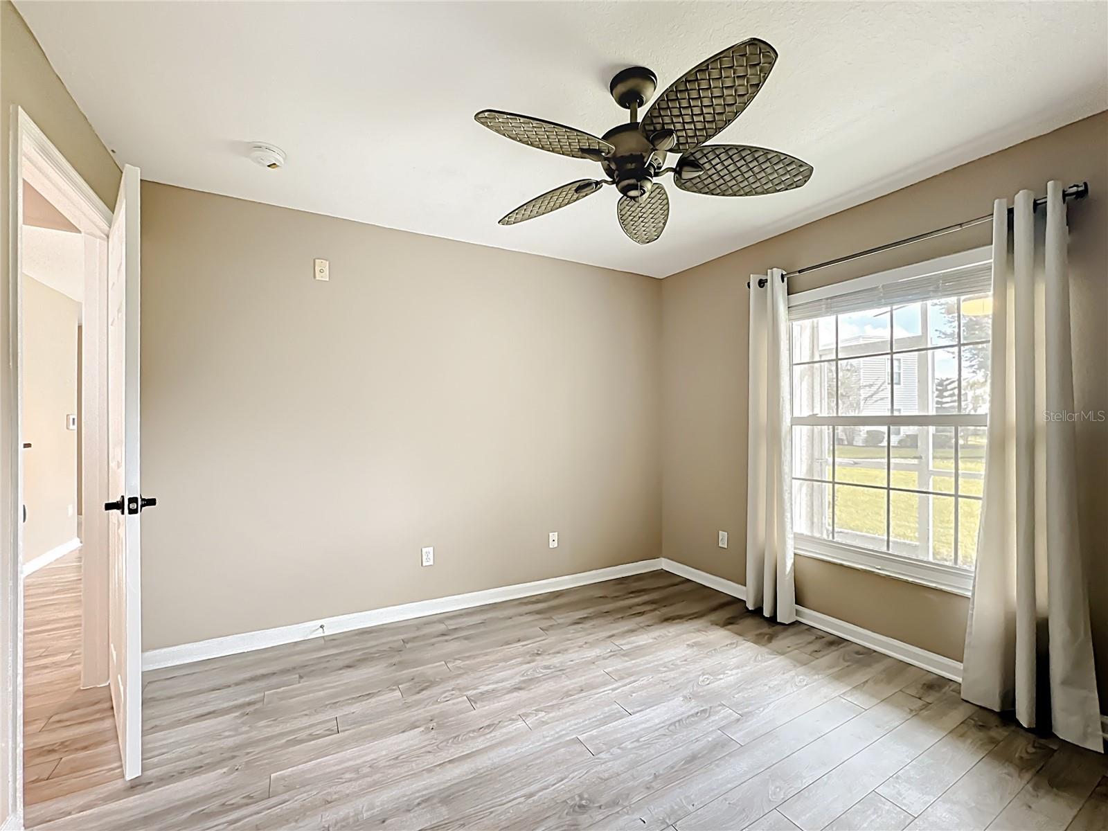 Image 39 of 71 For 3960 Southpointe Drive 515