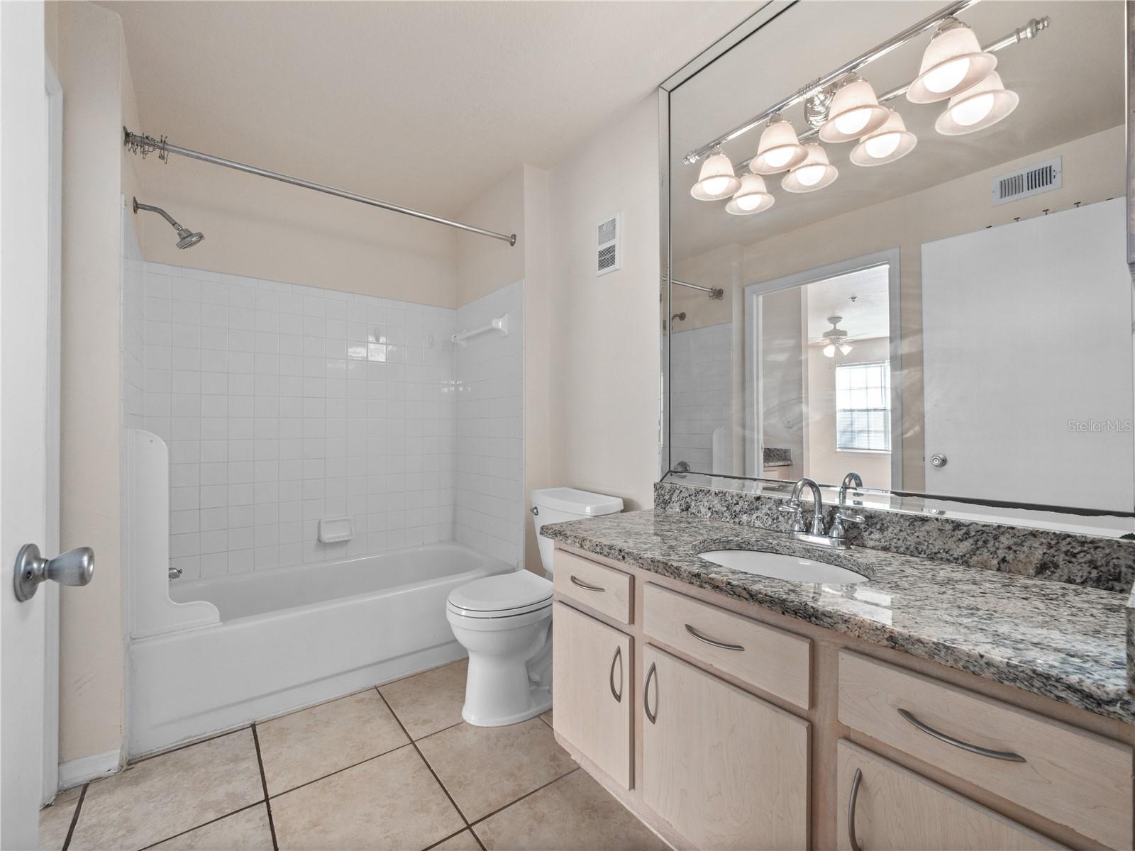 Image 13 of 22 For 7210 Westpointe Boulevard 1325