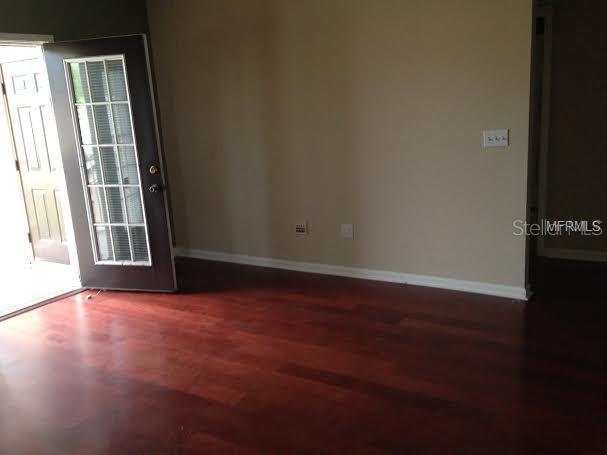 Image 10 of 25 For 14316 Fredricksburg Drive 518