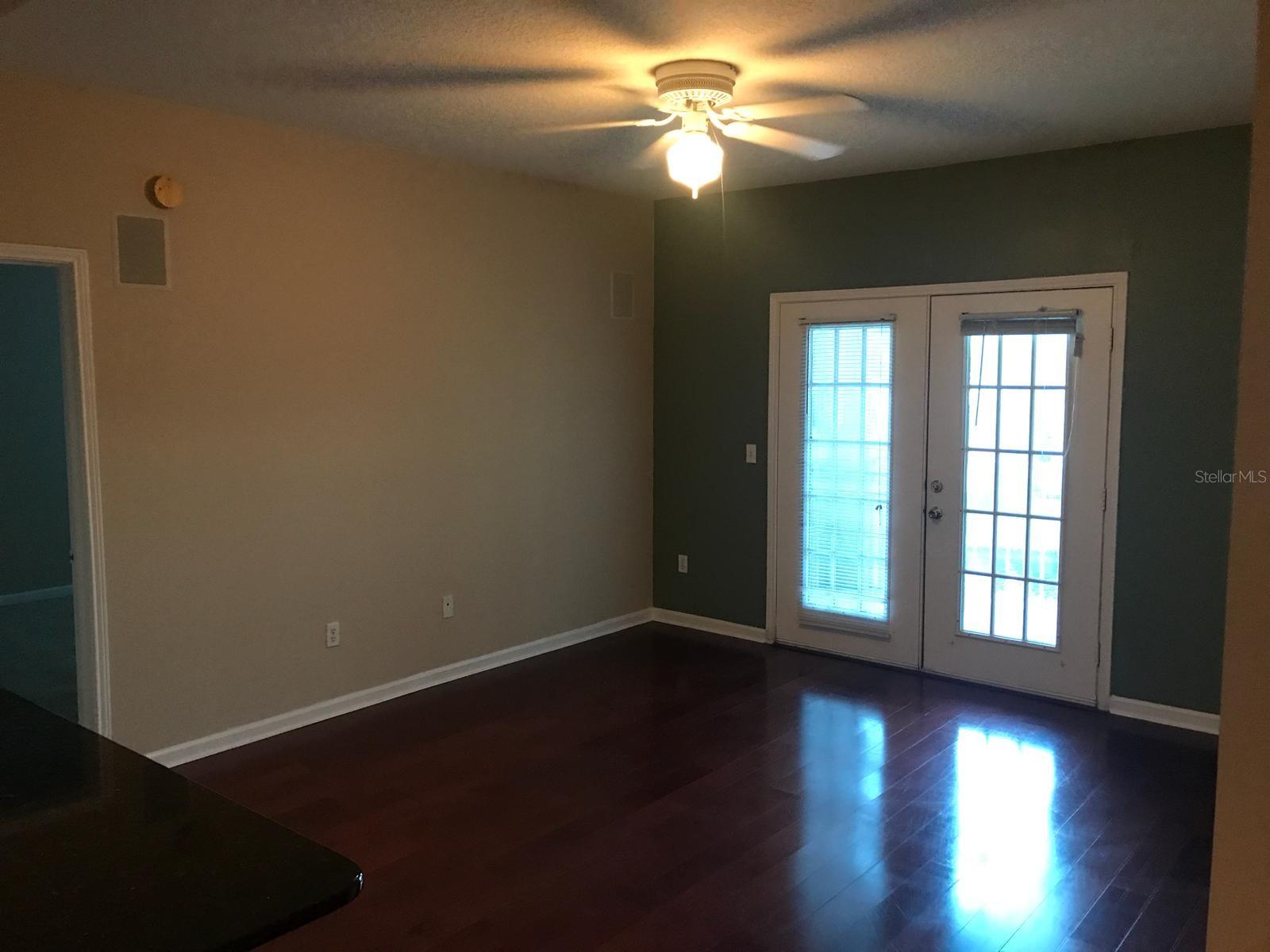 Image 8 of 25 For 14316 Fredricksburg Drive 518