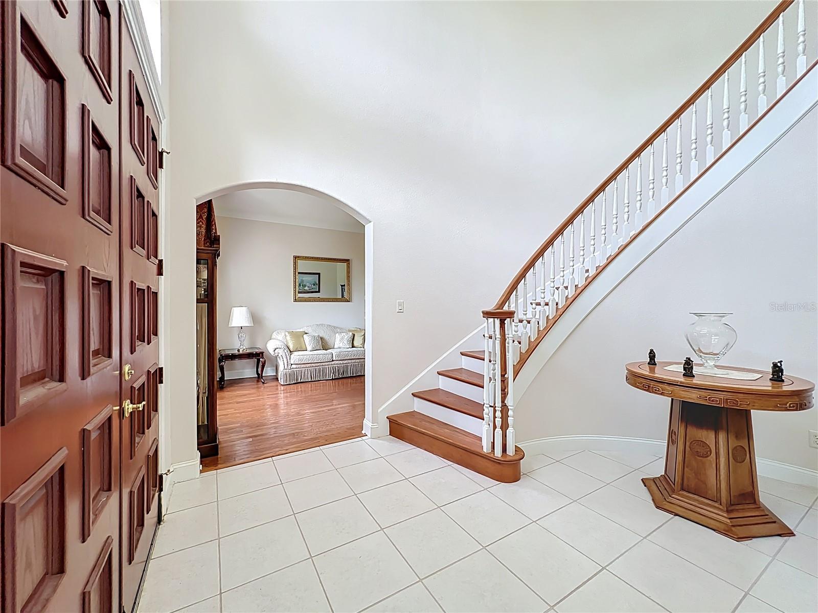 Image 10 of 77 For 16915 Winter Road