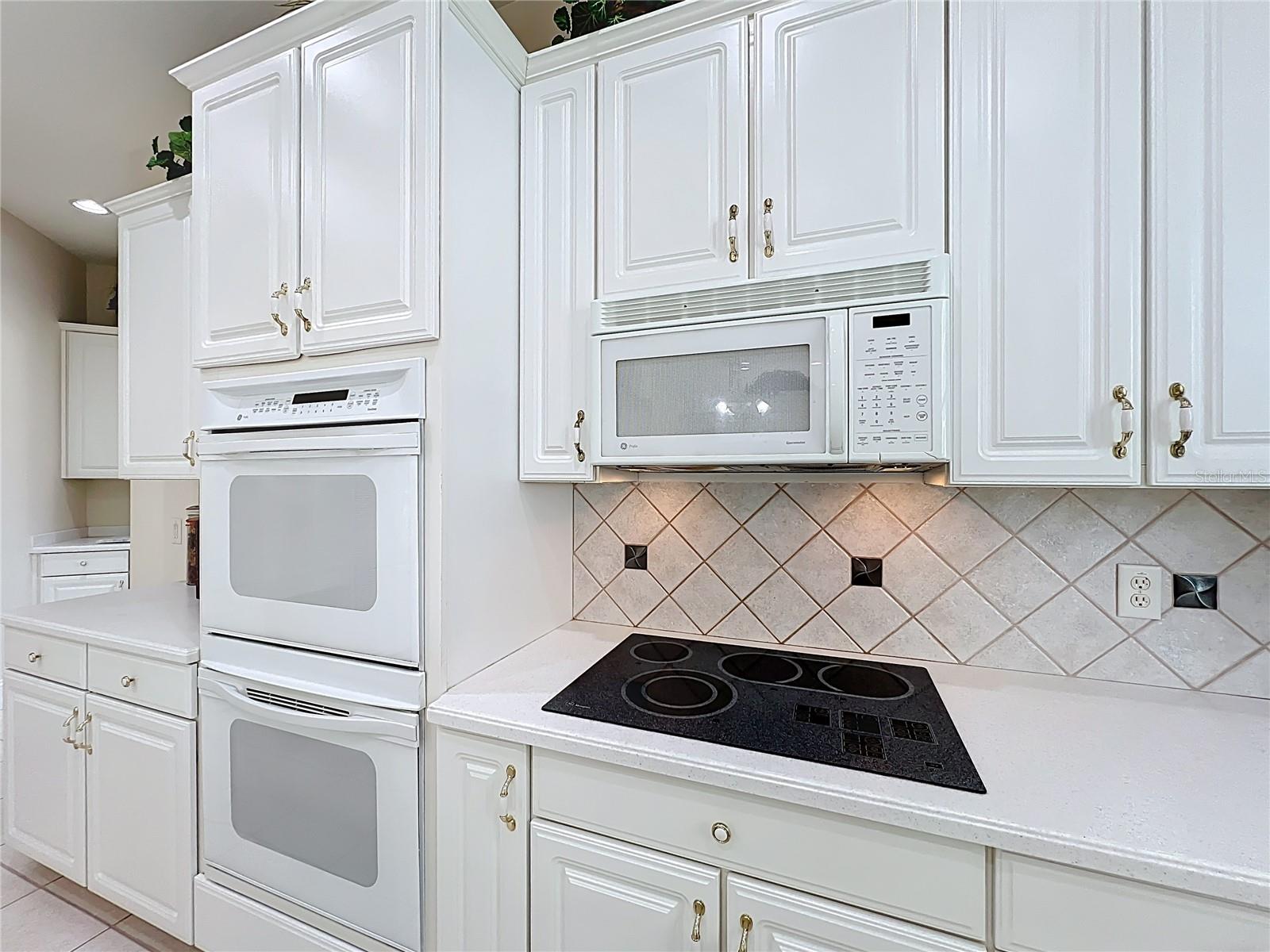 Image 16 of 77 For 16915 Winter Road