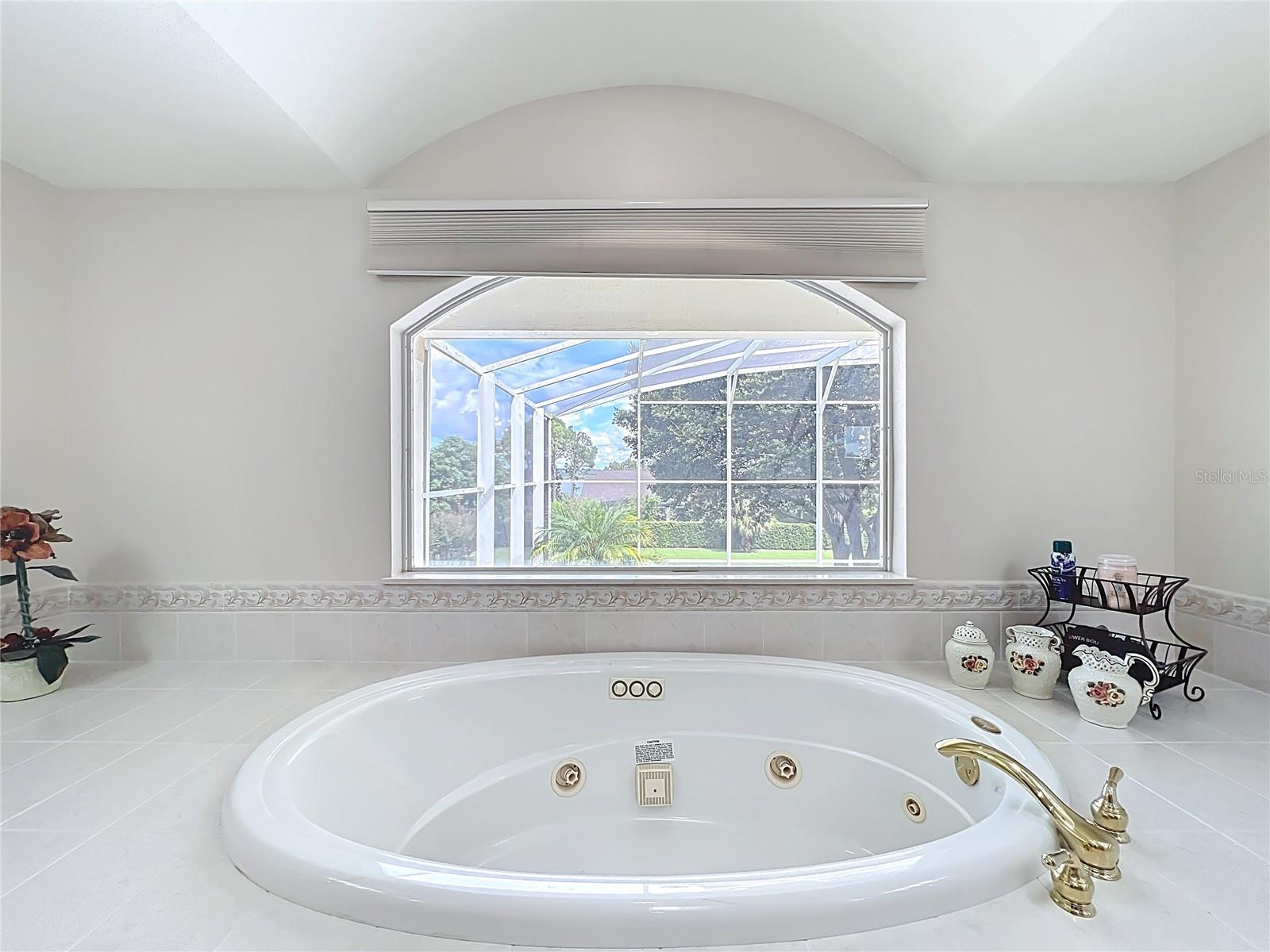 Image 37 of 77 For 16915 Winter Road