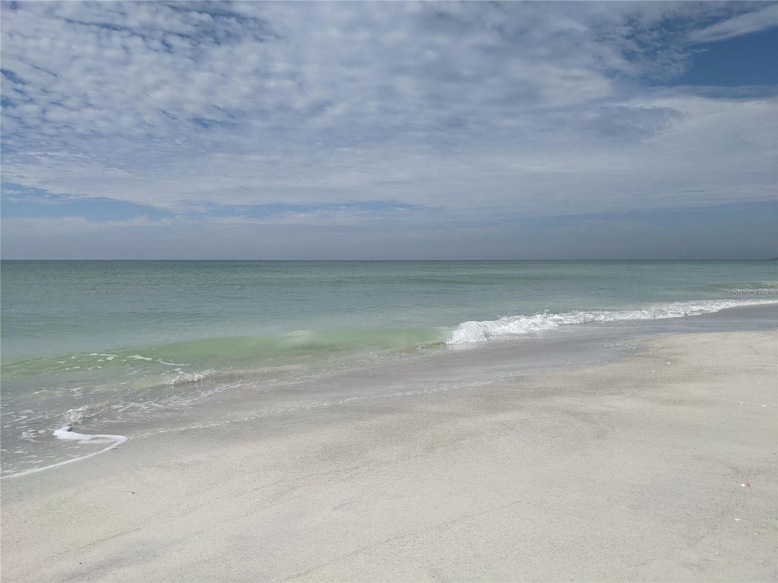 Image 12 of 19 For 3806 Gulf Of Mexico Drive C208