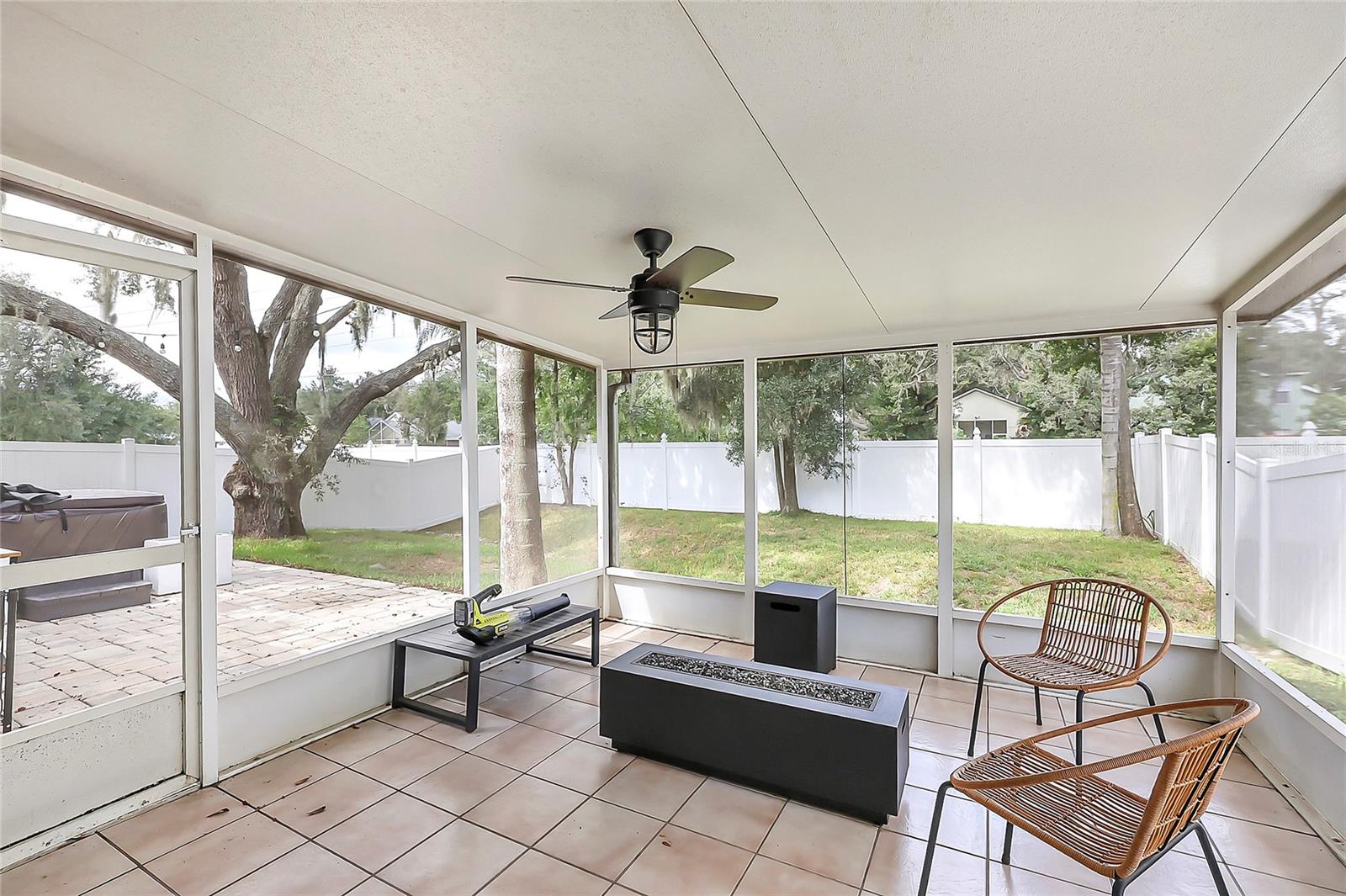 Image 22 of 29 For 562 Pleasant Grove Drive