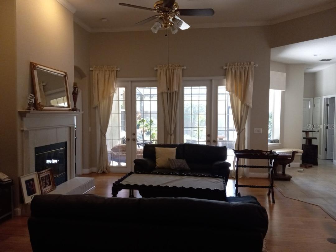 Image 13 of 22 For 10607 Woodchase Circle