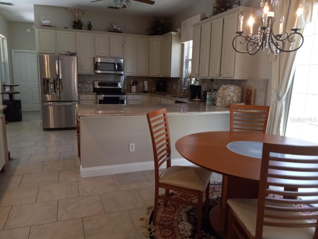 Image 16 of 22 For 10607 Woodchase Circle