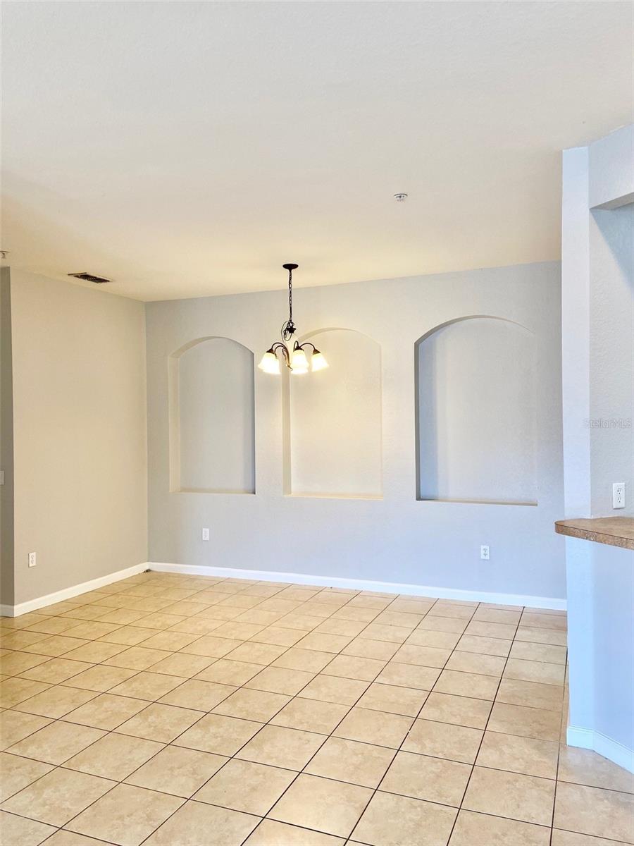 Image 10 of 28 For 3301 Whitestone Circle 307