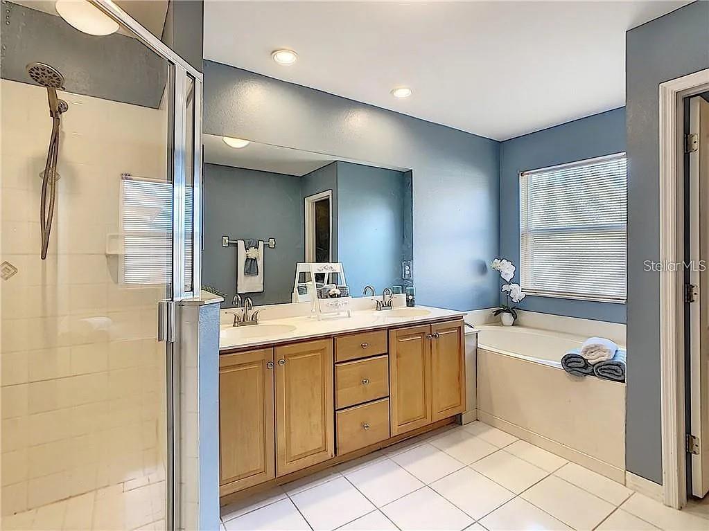 Image 25 of 38 For 13678 Waterhouse Way