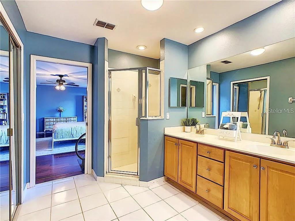 Image 30 of 38 For 13678 Waterhouse Way