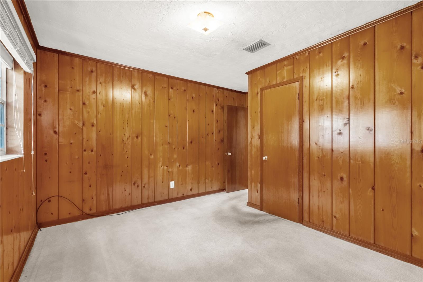 Image 19 of 30 For 630 Tam O Shanter Drive