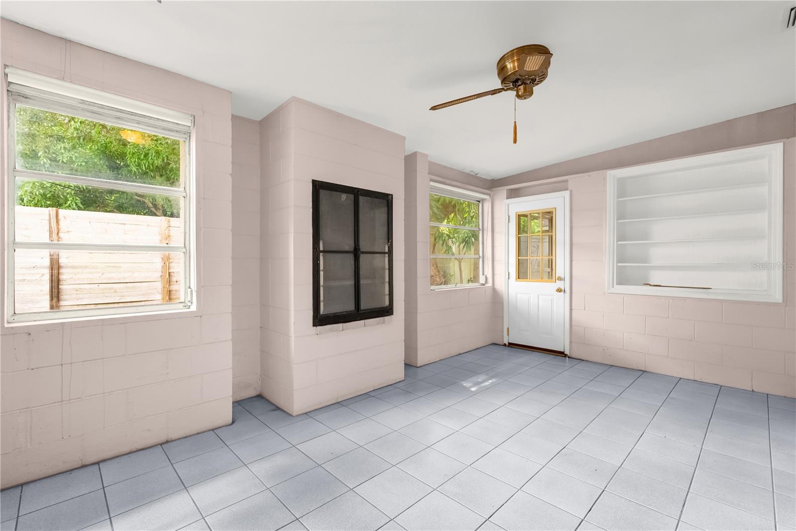 Image 22 of 30 For 630 Tam O Shanter Drive