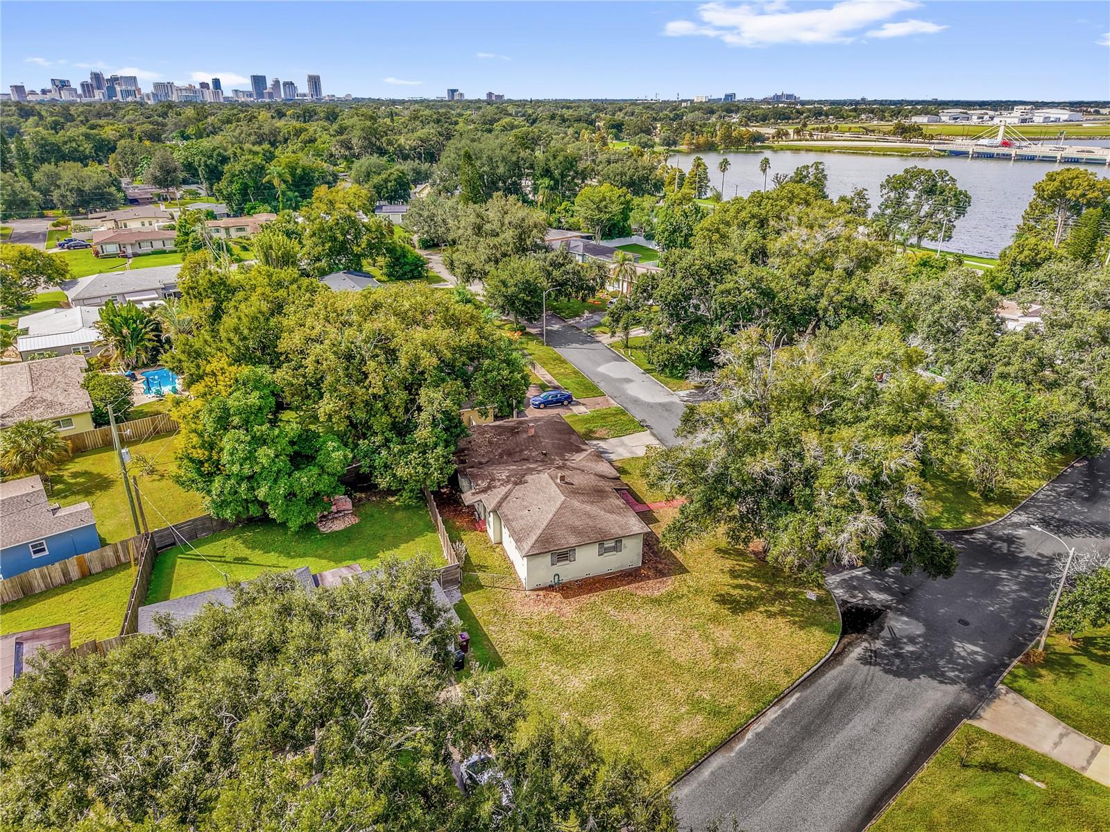 Image 29 of 30 For 630 Tam O Shanter Drive