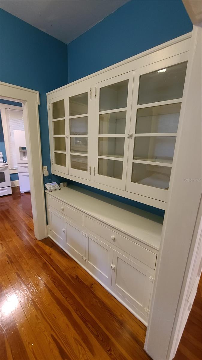 Image 10 of 26 For 120 Thornton Avenue