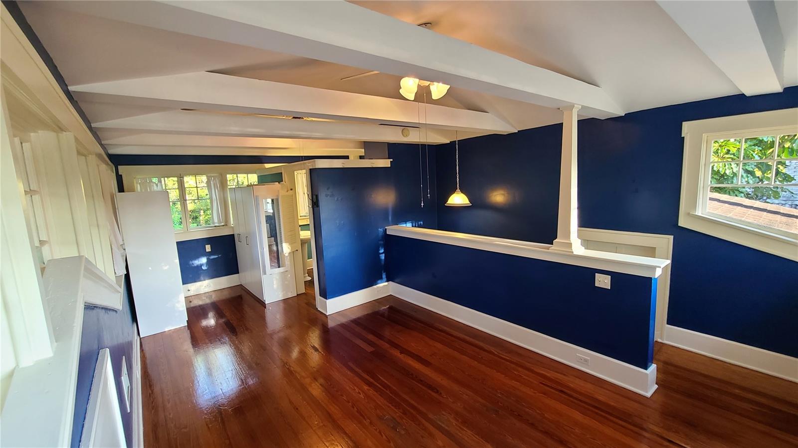 Image 17 of 26 For 120 Thornton Avenue