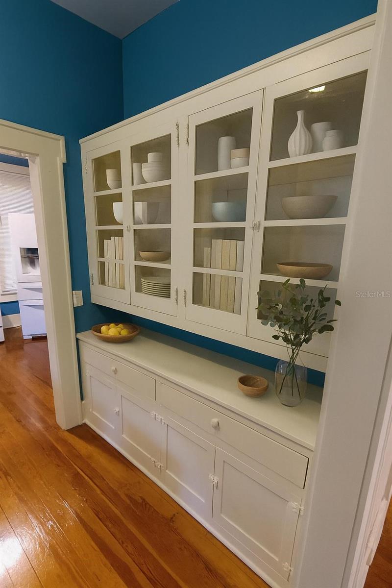 Image 9 of 26 For 120 Thornton Avenue