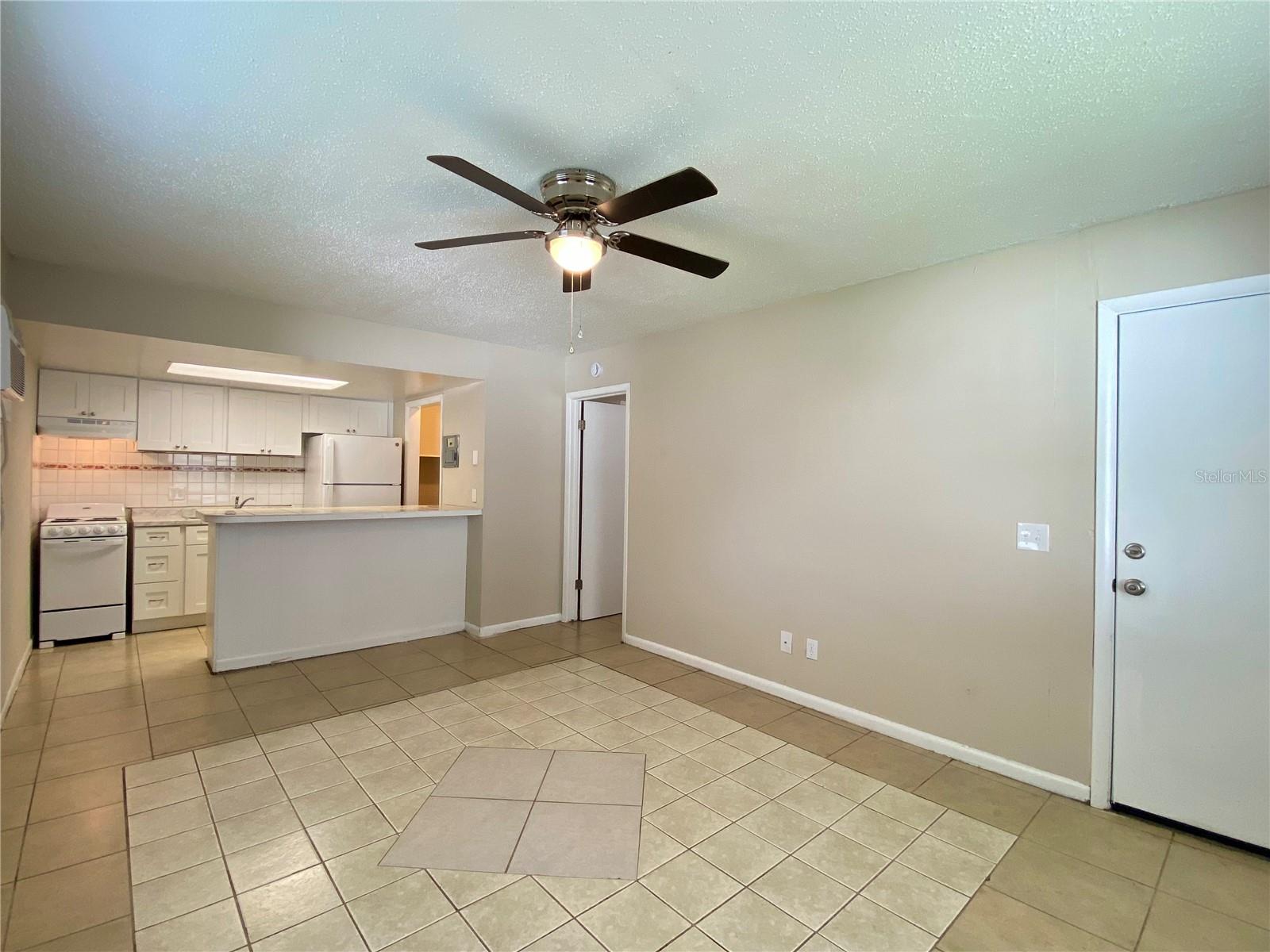 Image 4 of 14 For 5113 Curry Ford Road 1