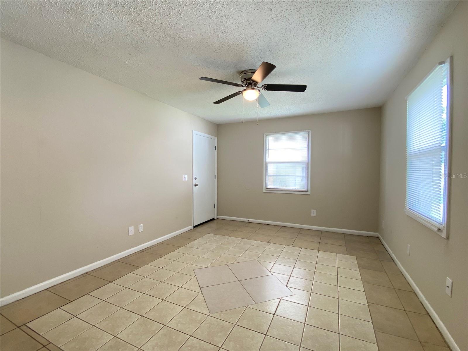 Image 5 of 14 For 5113 Curry Ford Road 1
