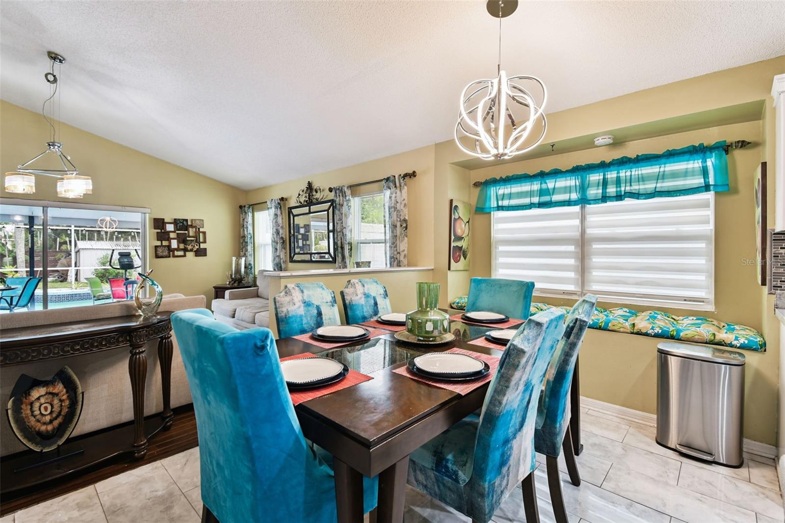 Image 13 of 44 For 12416 Holly Jane Court