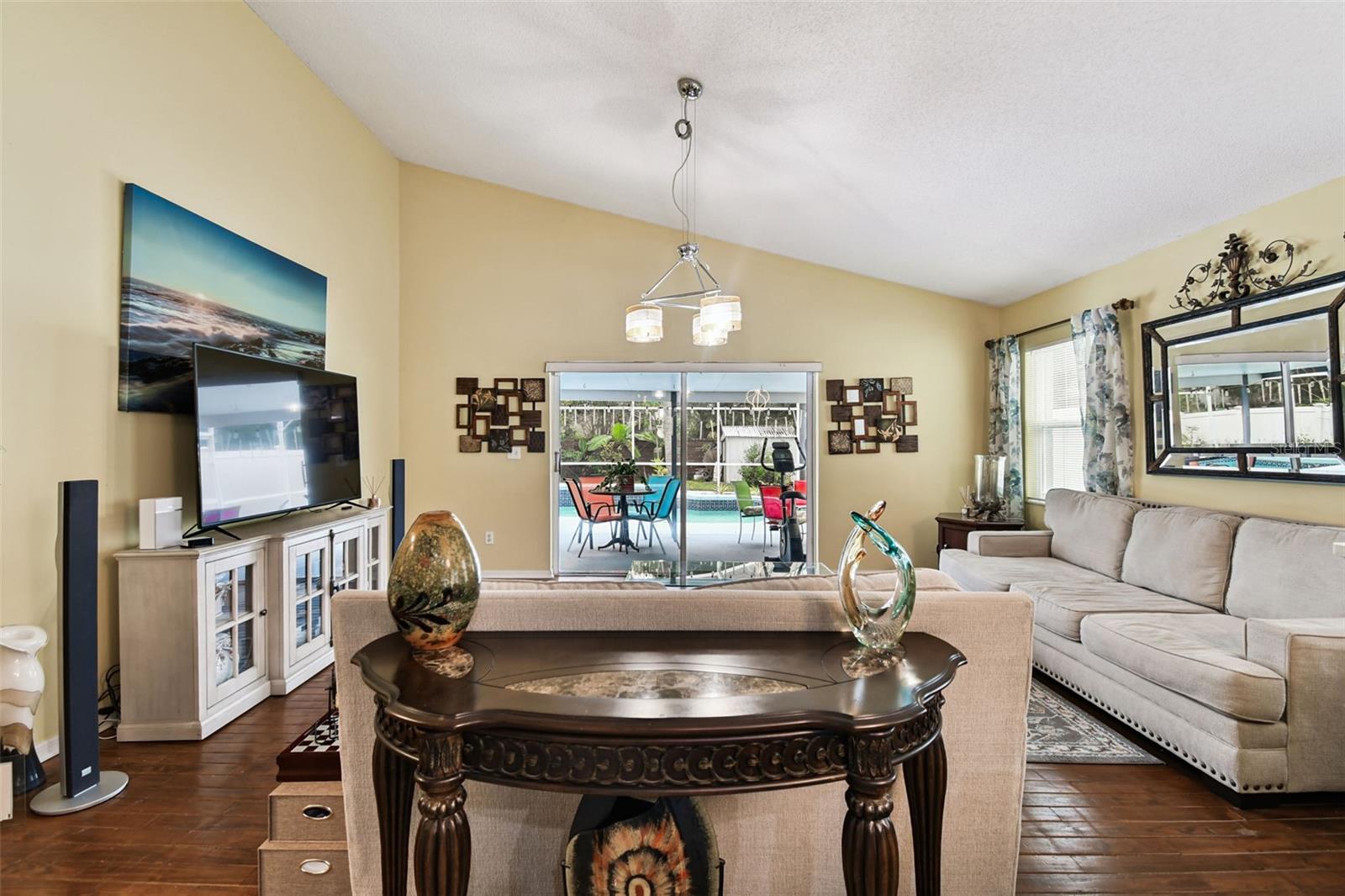 Image 14 of 44 For 12416 Holly Jane Court