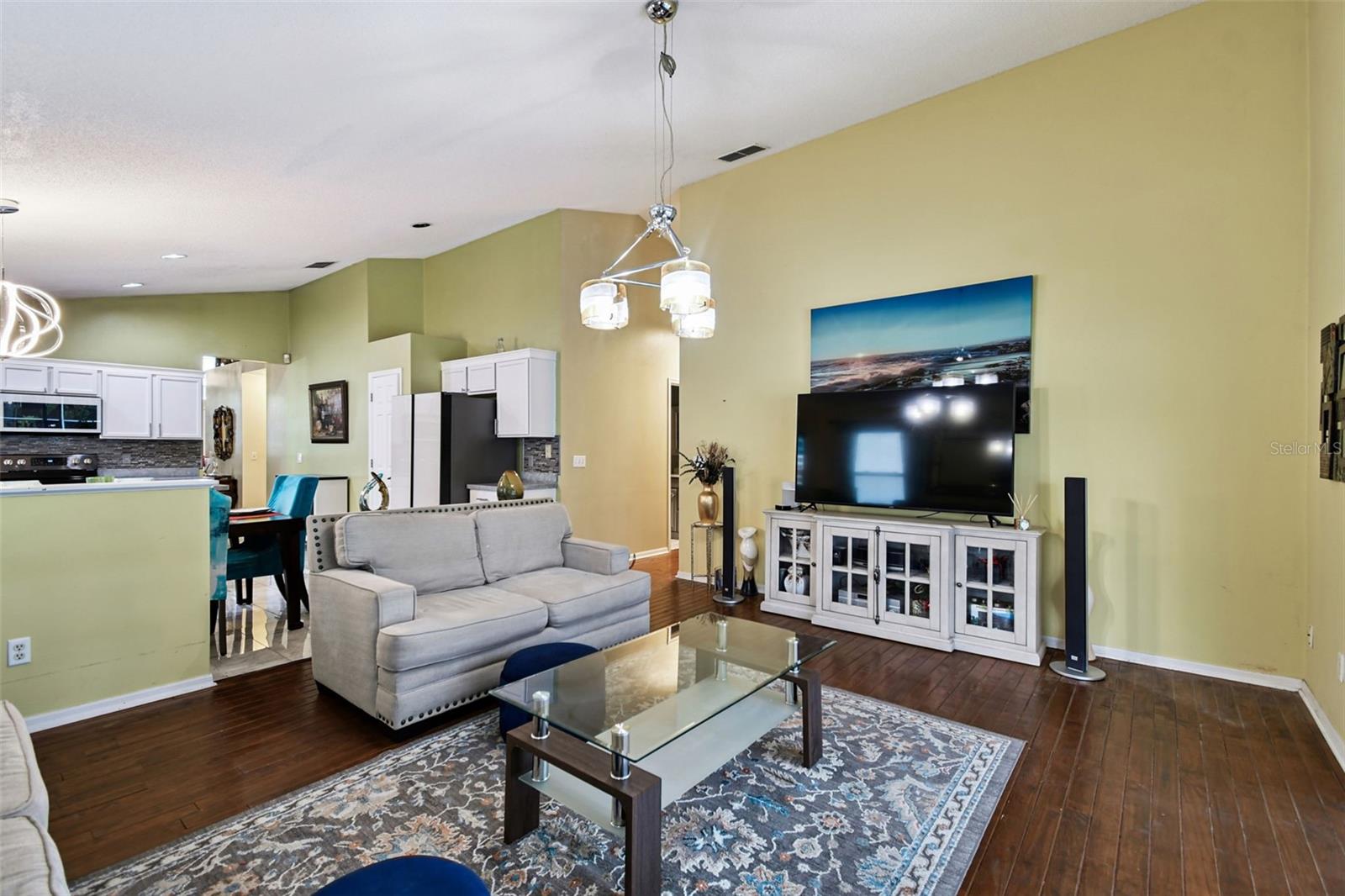 Image 15 of 44 For 12416 Holly Jane Court