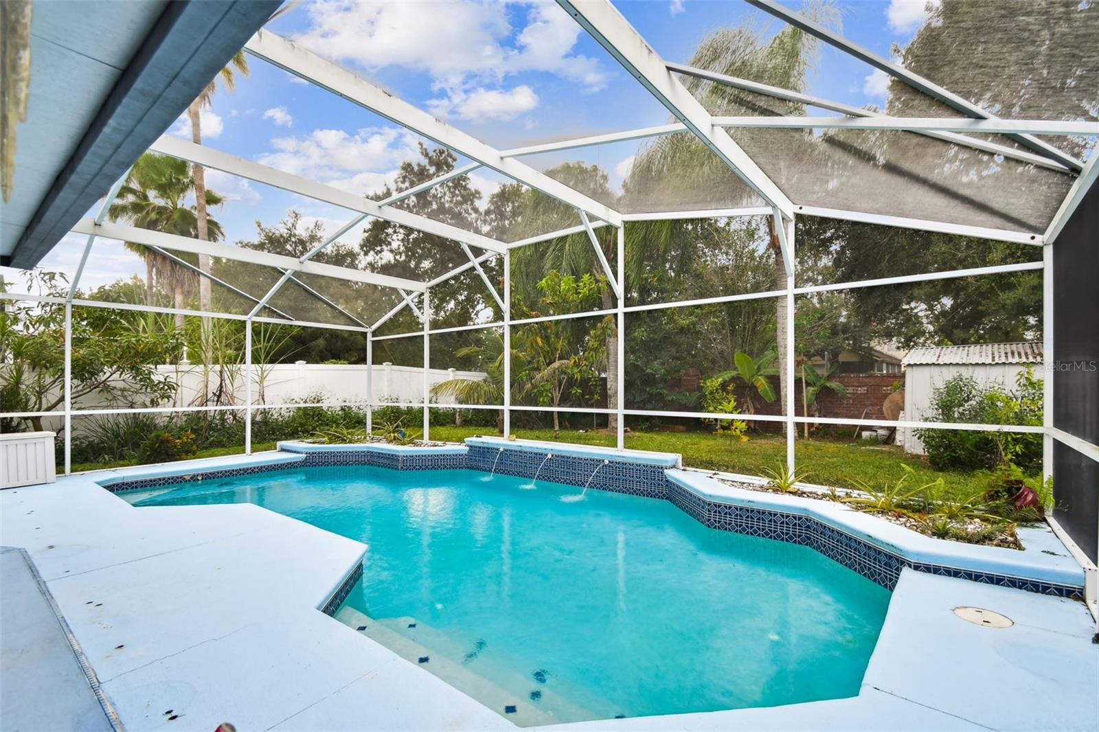 Image 20 of 44 For 12416 Holly Jane Court