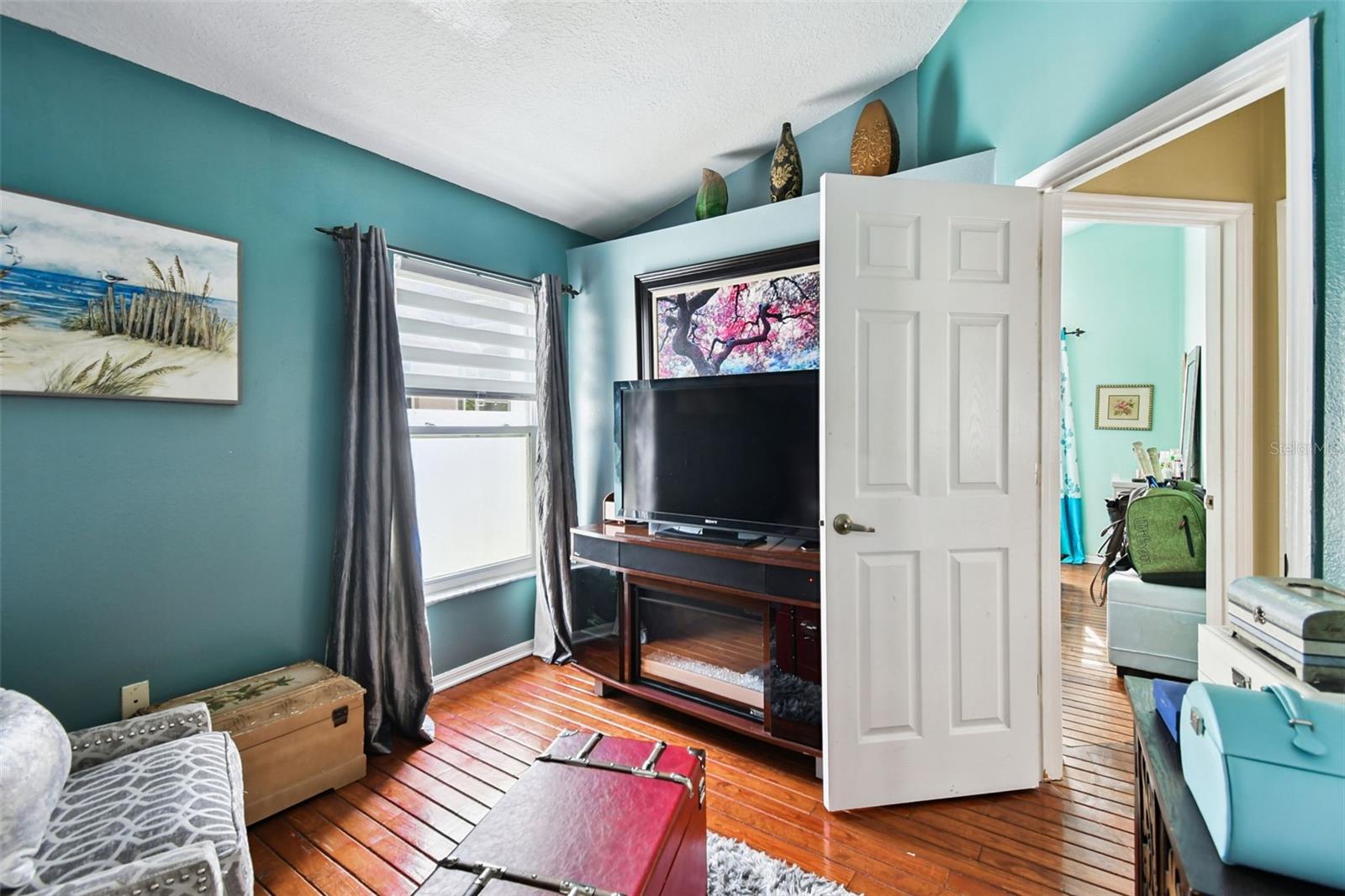 Image 35 of 44 For 12416 Holly Jane Court
