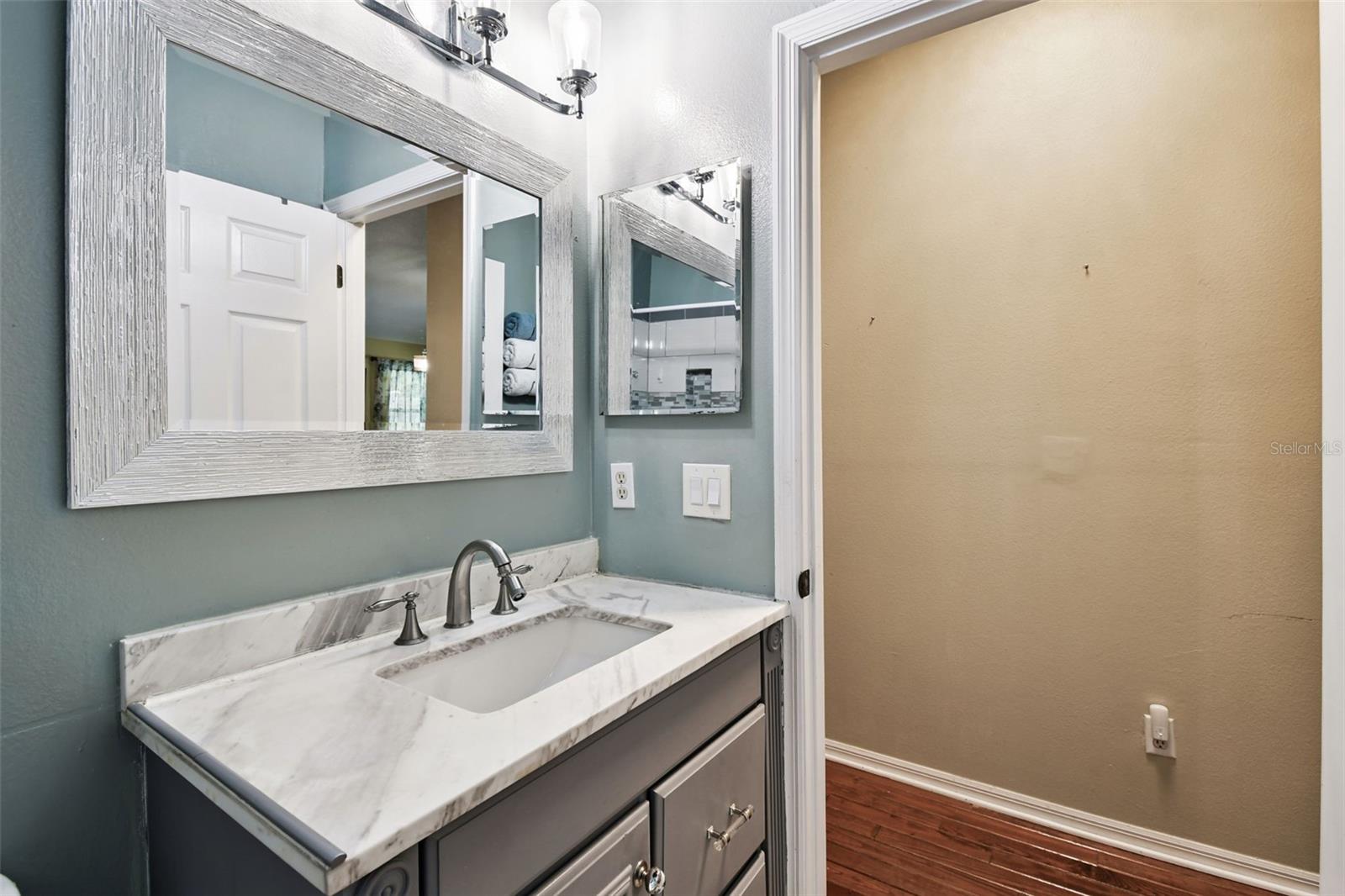 Image 37 of 44 For 12416 Holly Jane Court