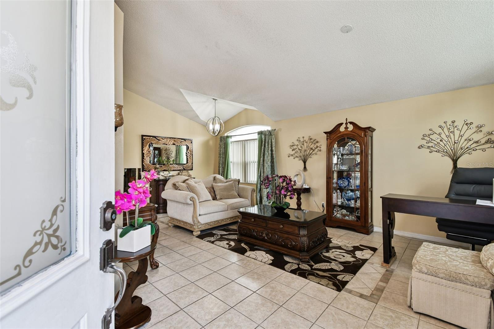 Image 4 of 44 For 12416 Holly Jane Court
