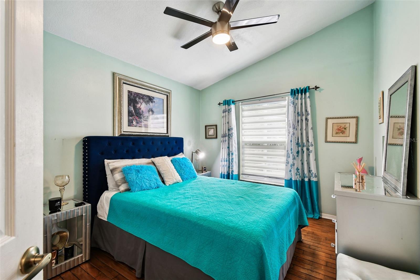 Image 40 of 44 For 12416 Holly Jane Court