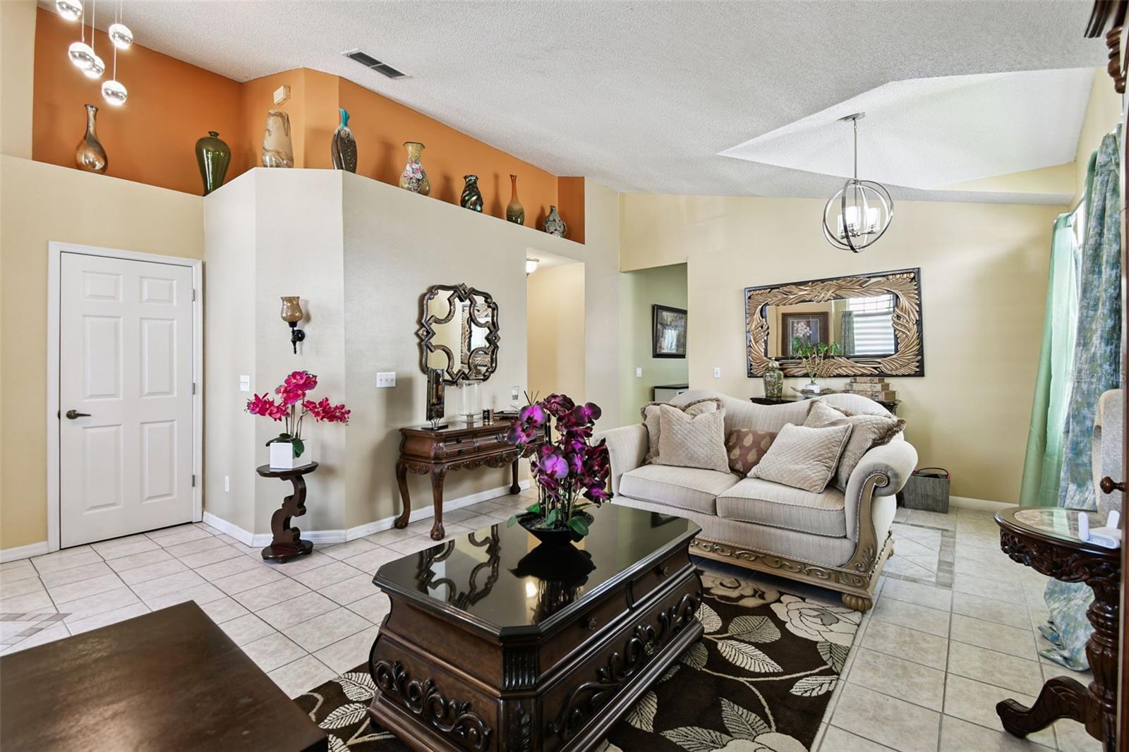 Image 5 of 44 For 12416 Holly Jane Court